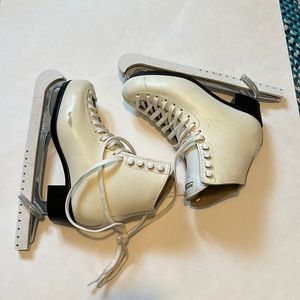 Risport Laser White Skates 36